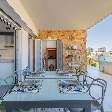 Garden Design Apartment *